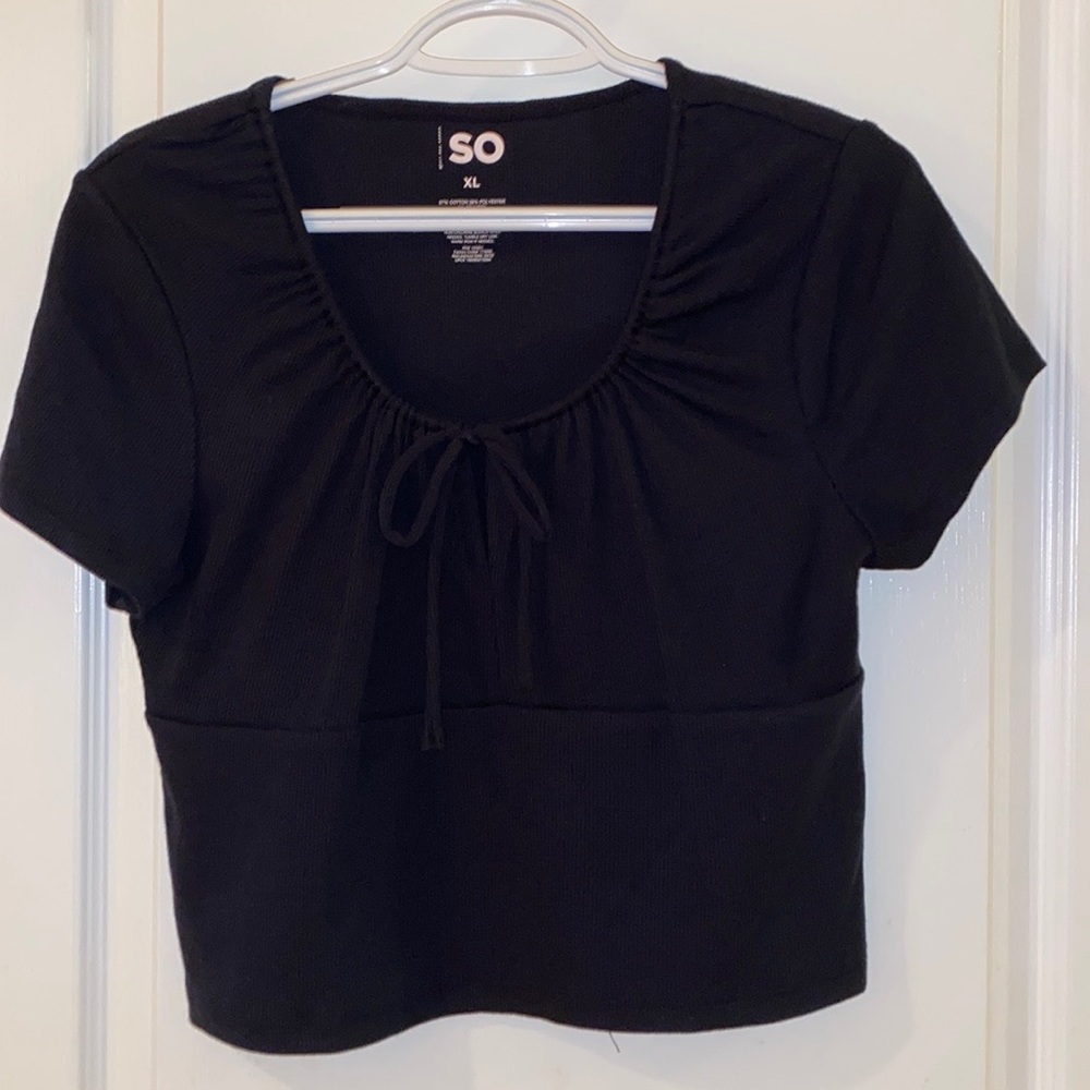 Black crop top
